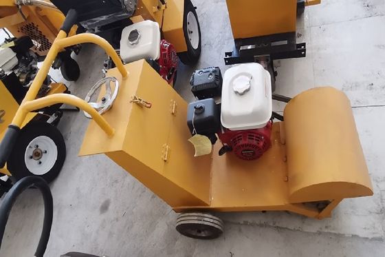 Yol işaretleme süpürge makinesi