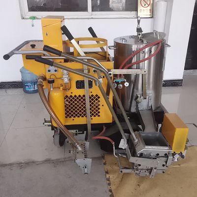 Termoplastik Çapraz Çizgi Makinesi 3-5mm Konveks Çizgi İşaretleme için Düzenlenebilir Bulge